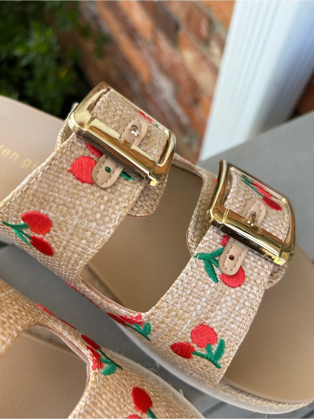 Madden Girl Woven Tan Cherry Embroidered Platform Slide Sandals New 7.5